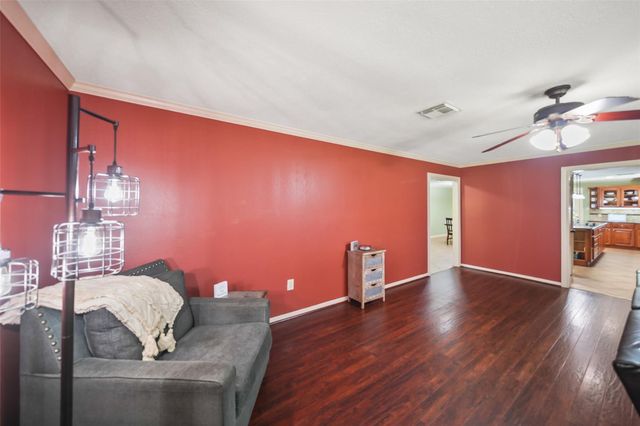 4409 Avenue J, Santa Fe, TX 77510