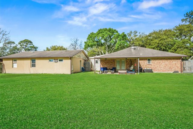 4409 Avenue J, Santa Fe, TX 77510