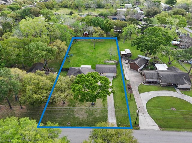 4409 Avenue J, Santa Fe, TX 77510