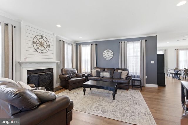 101 CHAGALL LN, Martinsburg, WV 25403
