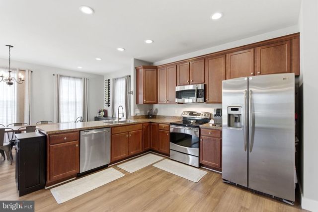 101 CHAGALL LN, Martinsburg, WV 25403