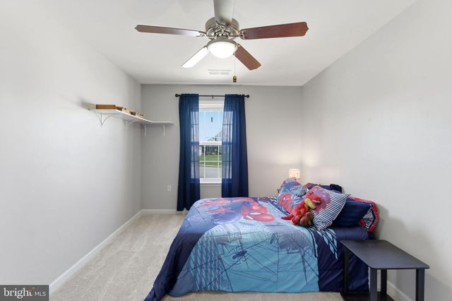 101 CHAGALL LN, Martinsburg, WV 25403