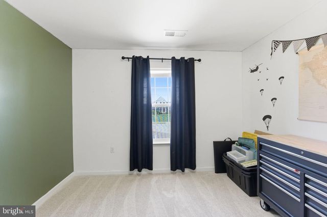 101 CHAGALL LN, Martinsburg, WV 25403
