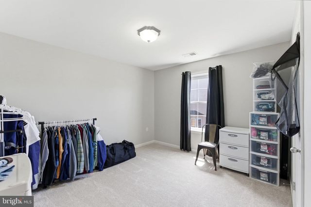 101 CHAGALL LN, Martinsburg, WV 25403