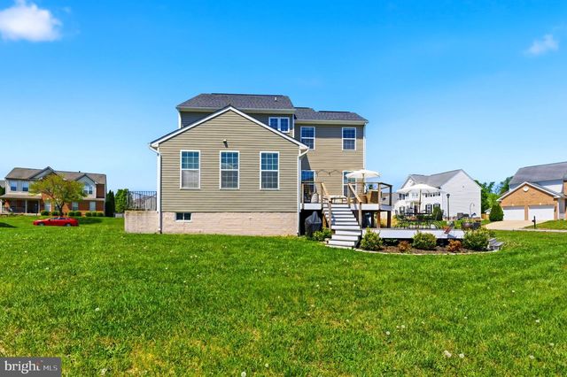 101 CHAGALL LN, Martinsburg, WV 25403