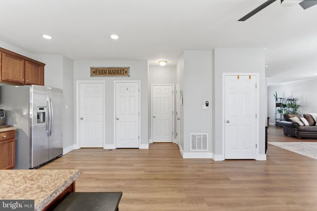 101 CHAGALL LN, Martinsburg, WV 25403