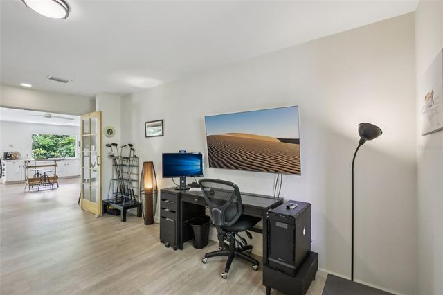 2411 PHEASANT LN, Bradenton, FL 34209