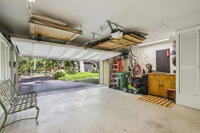 2411 PHEASANT LN, Bradenton, FL 34209