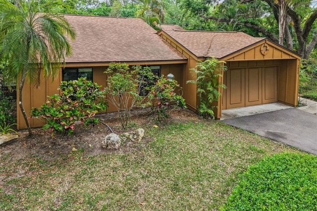 2411 PHEASANT LN, Bradenton, FL 34209