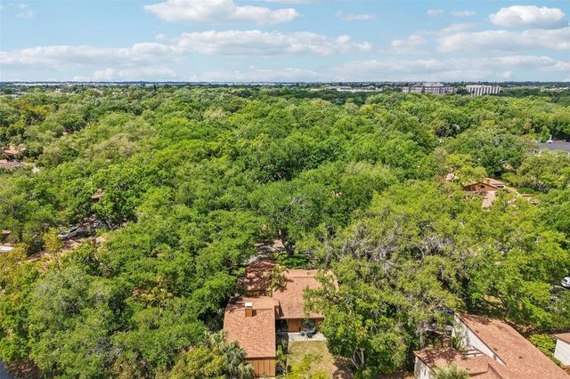 2411 PHEASANT LN, Bradenton, FL 34209