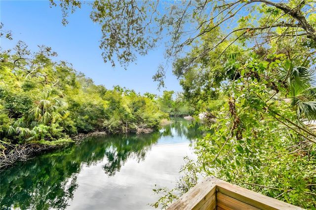 2411 PHEASANT LN, Bradenton, FL 34209