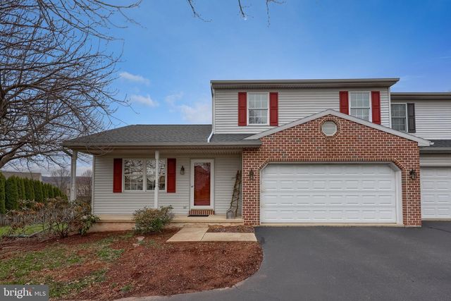 11 ROSEMONT DR, Denver, PA 17517
