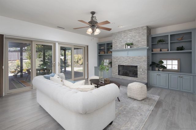 1726 York View Circle, Vista, CA 92084