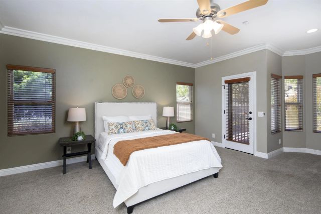 1726 York View Circle, Vista, CA 92084