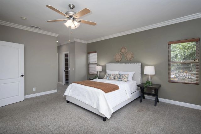1726 York View Circle, Vista, CA 92084