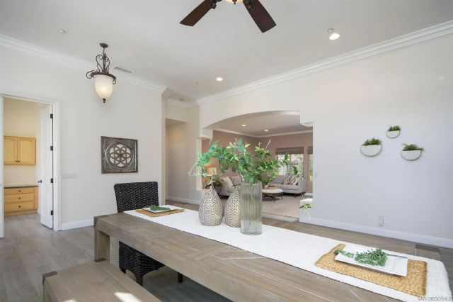 1726 York View Circle, Vista, CA 92084