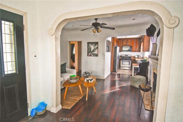 826 Michigan Avenue, Santa Monica, CA 90404