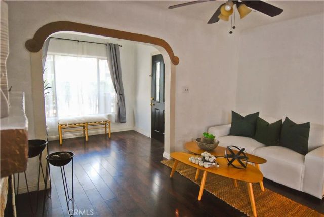 826 Michigan Avenue, Santa Monica, CA 90404