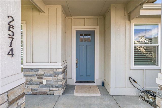 2574 E Maddy Ln, Meridian, ID 83646