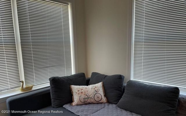 121 W Tide Way, Lavallette, NJ 08735