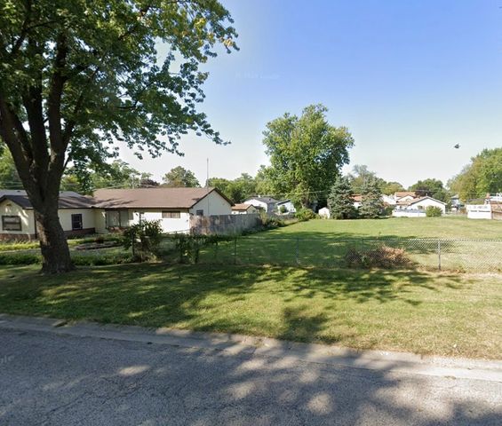 1414 N Pleasant Drive, Round Lake Beach, IL 60073