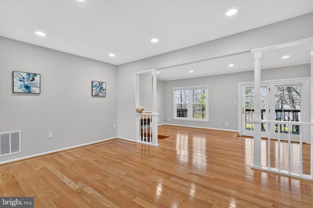 8868 WINDING HOLLOW WAY, Springfield, VA 22152