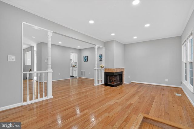 8868 WINDING HOLLOW WAY, Springfield, VA 22152