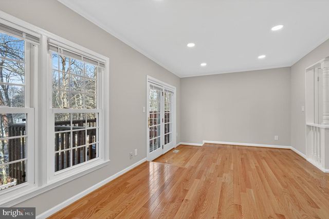 8868 WINDING HOLLOW WAY, Springfield, VA 22152