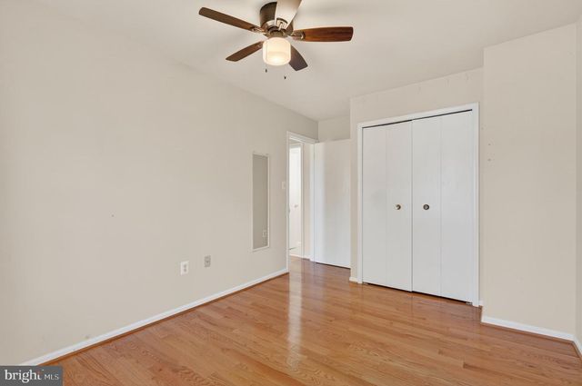 8868 WINDING HOLLOW WAY, Springfield, VA 22152