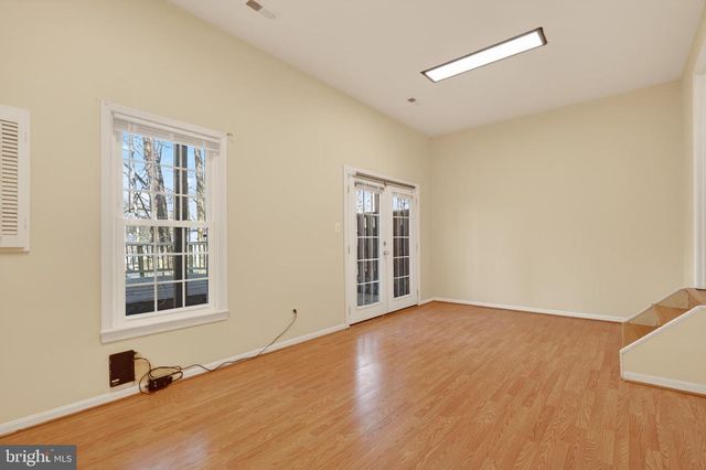 8868 WINDING HOLLOW WAY, Springfield, VA 22152