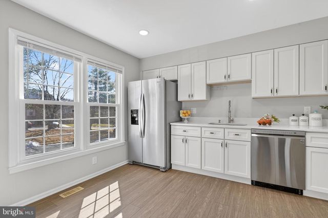 8868 WINDING HOLLOW WAY, Springfield, VA 22152