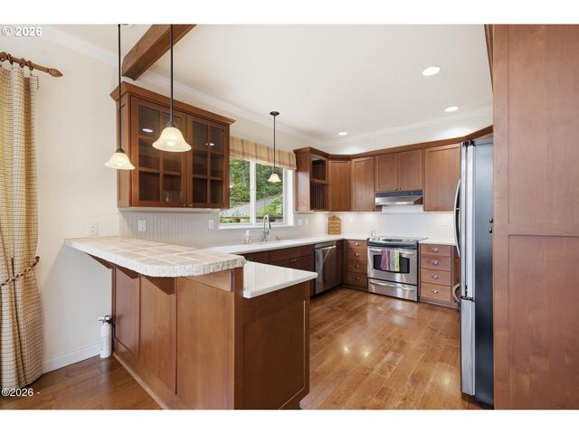 5015 GRAND Ave, Oceanside, OR 97134