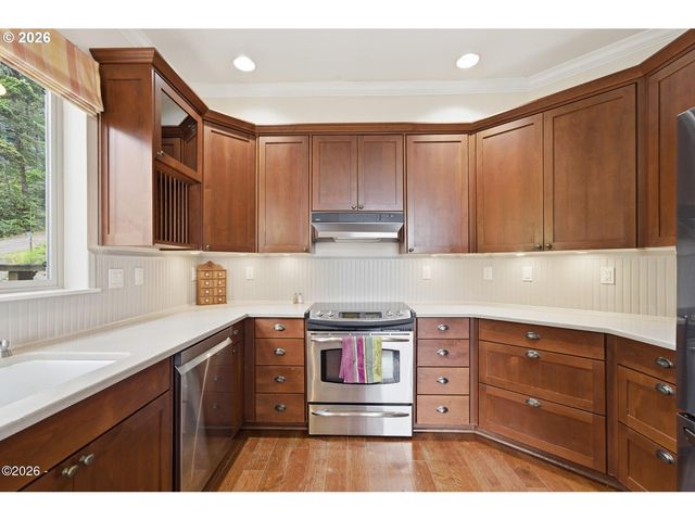 5015 GRAND Ave, Oceanside, OR 97134