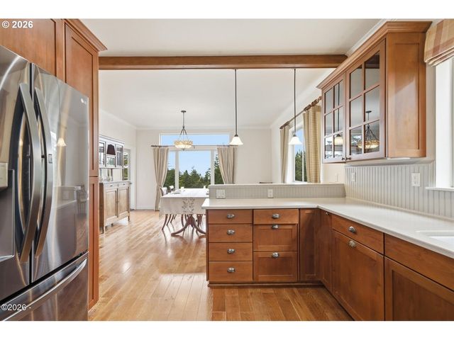 5015 GRAND Ave, Oceanside, OR 97134