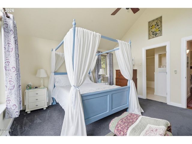 5015 GRAND Ave, Oceanside, OR 97134