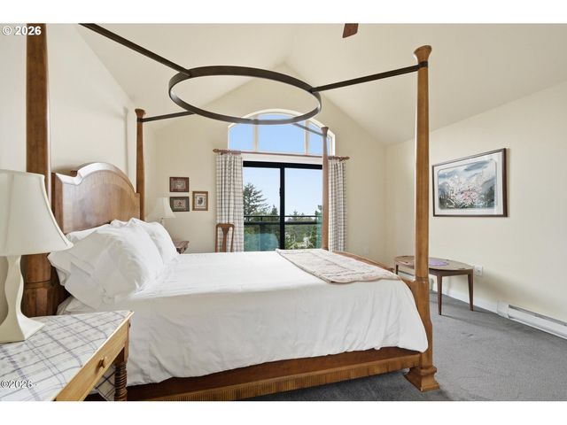5015 GRAND Ave, Oceanside, OR 97134