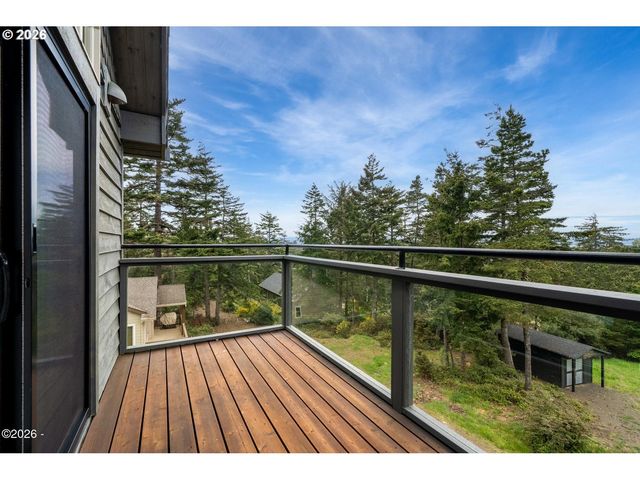 5015 GRAND Ave, Oceanside, OR 97134