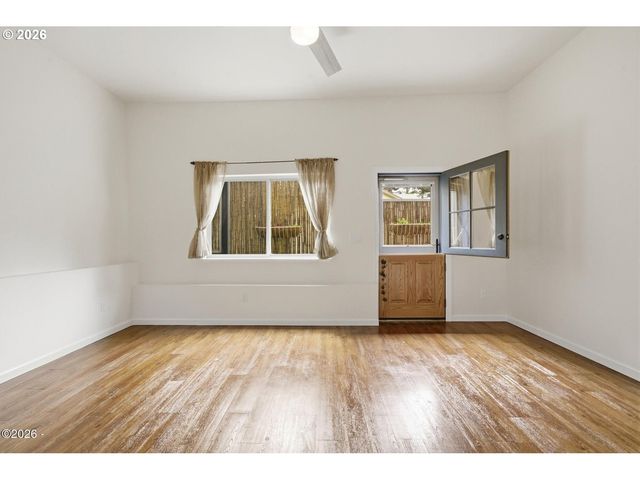 5015 GRAND Ave, Oceanside, OR 97134