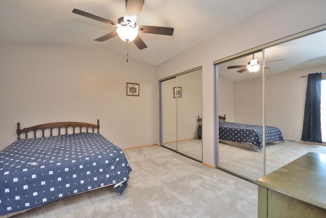 15735 W Brook DRIVE, New Berlin, WI 53151