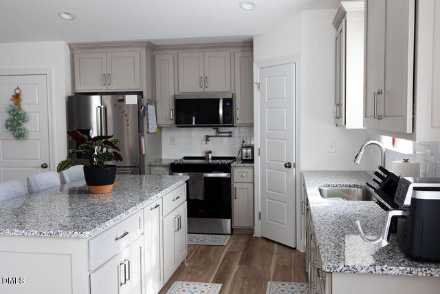 235 Eason Creek Way, Clayton, NC 27527