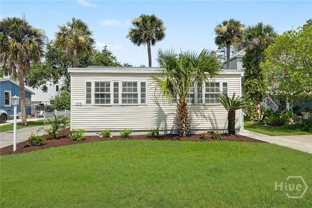 1305 Lovell Avenue, Tybee Island, GA 31328