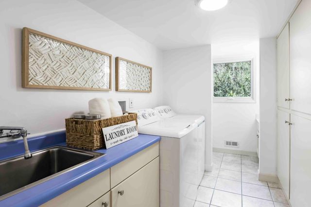 545 Pine Lane, Los Altos, CA 94022