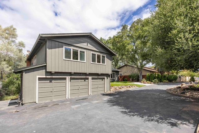 545 Pine Lane, Los Altos, CA 94022