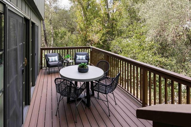 545 Pine Lane, Los Altos, CA 94022