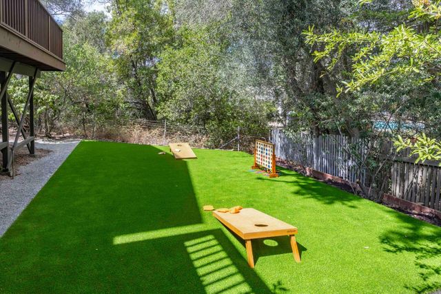 545 Pine Lane, Los Altos, CA 94022