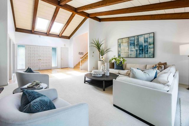 545 Pine Lane, Los Altos, CA 94022