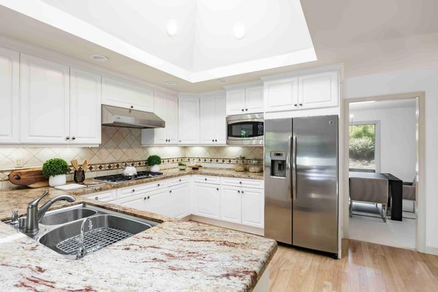 545 Pine Lane, Los Altos, CA 94022