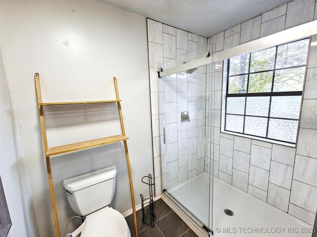 17039 W Maggie Road, Tahlequah, OK 74464