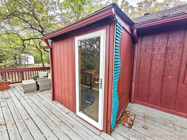 17039 W Maggie Road, Tahlequah, OK 74464