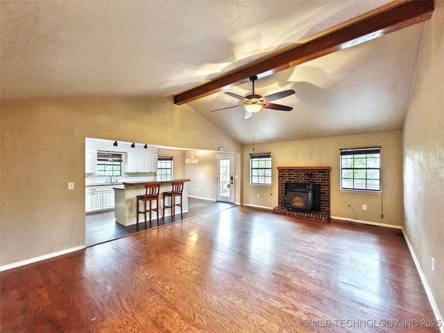 17039 W Maggie Road, Tahlequah, OK 74464